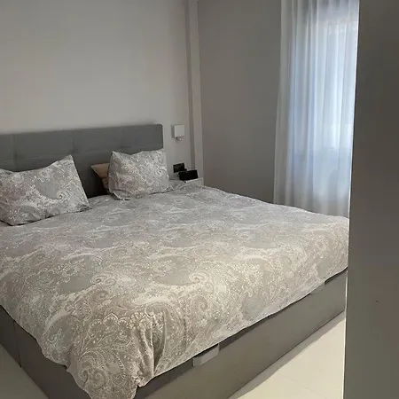 Au Coeur La Roche 2 Hébergement de vacances Mellet